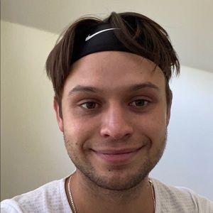 Meet your Posher, Cody